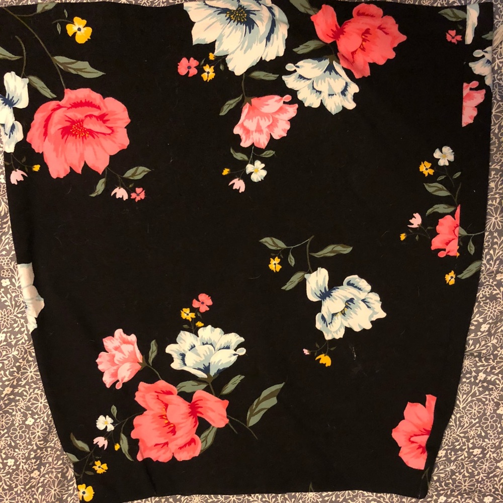 Old navy pencil skirt